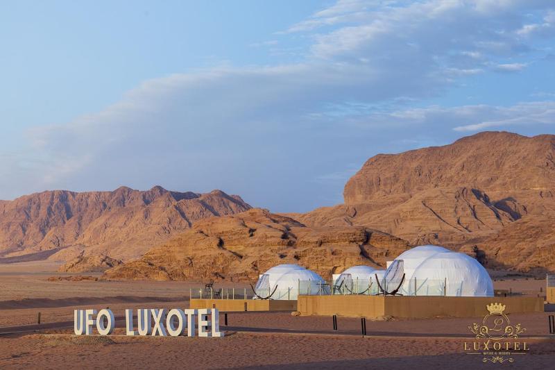 Wadi Rum Ufo Luxotel - Campsite מראה חיצוני תמונה